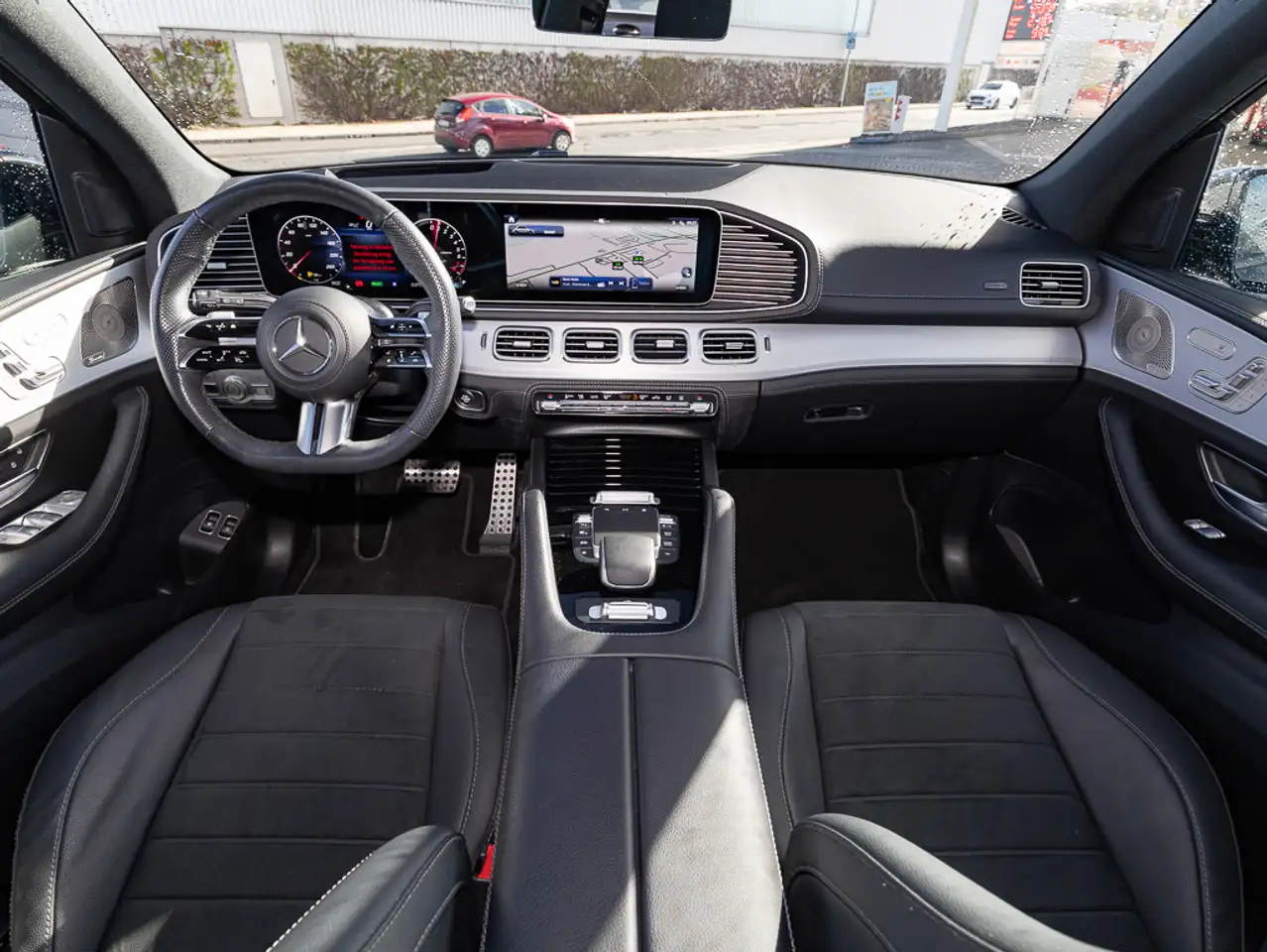 Mercedes-Benz GLE 400 e 4MATIC Pano HUD W-Paket ACC KeyLess 10