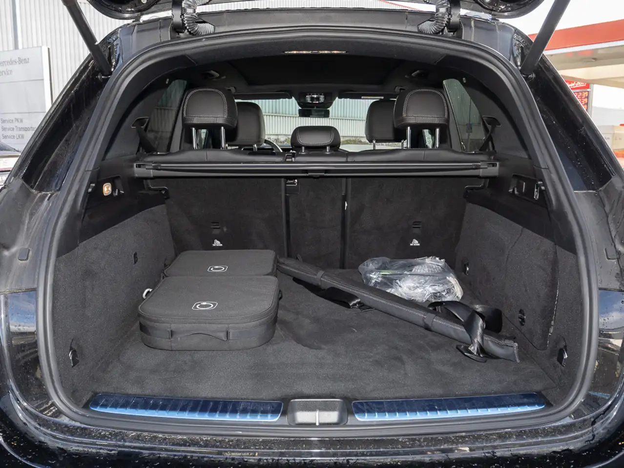 Mercedes-Benz GLE 400 e 4MATIC Pano HUD W-Paket ACC KeyLess 15