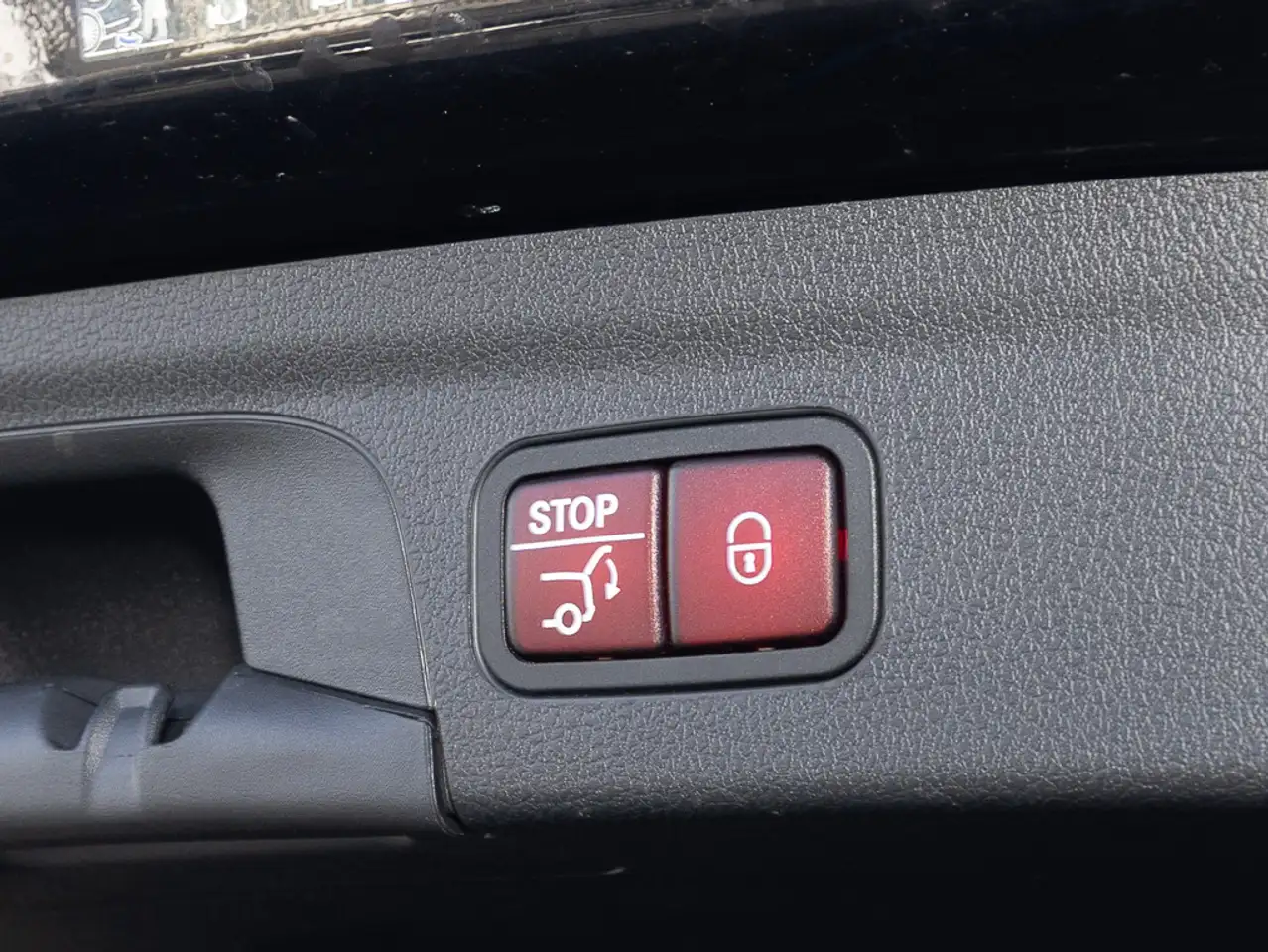 Mercedes-Benz GLE 400 e 4MATIC Pano HUD W-Paket ACC KeyLess 14