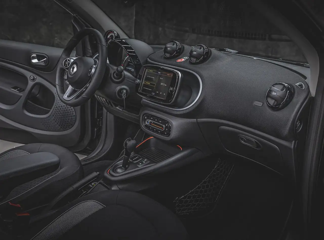 smart forTwo 2024 — фото 11