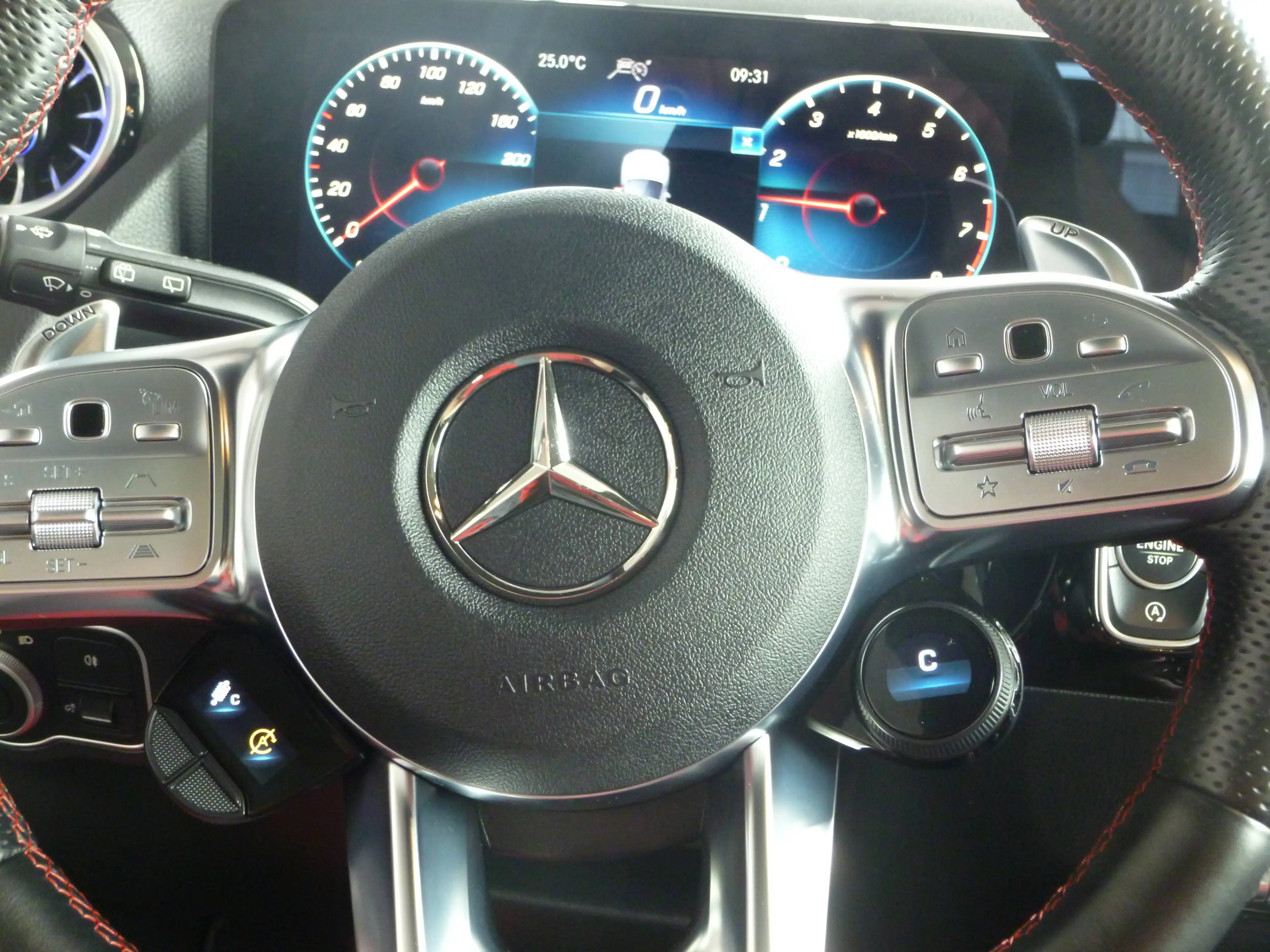 Mercedes-Benz GLA 35 AMG AMG GLA 35 4Matic LED Matrix — photo 5