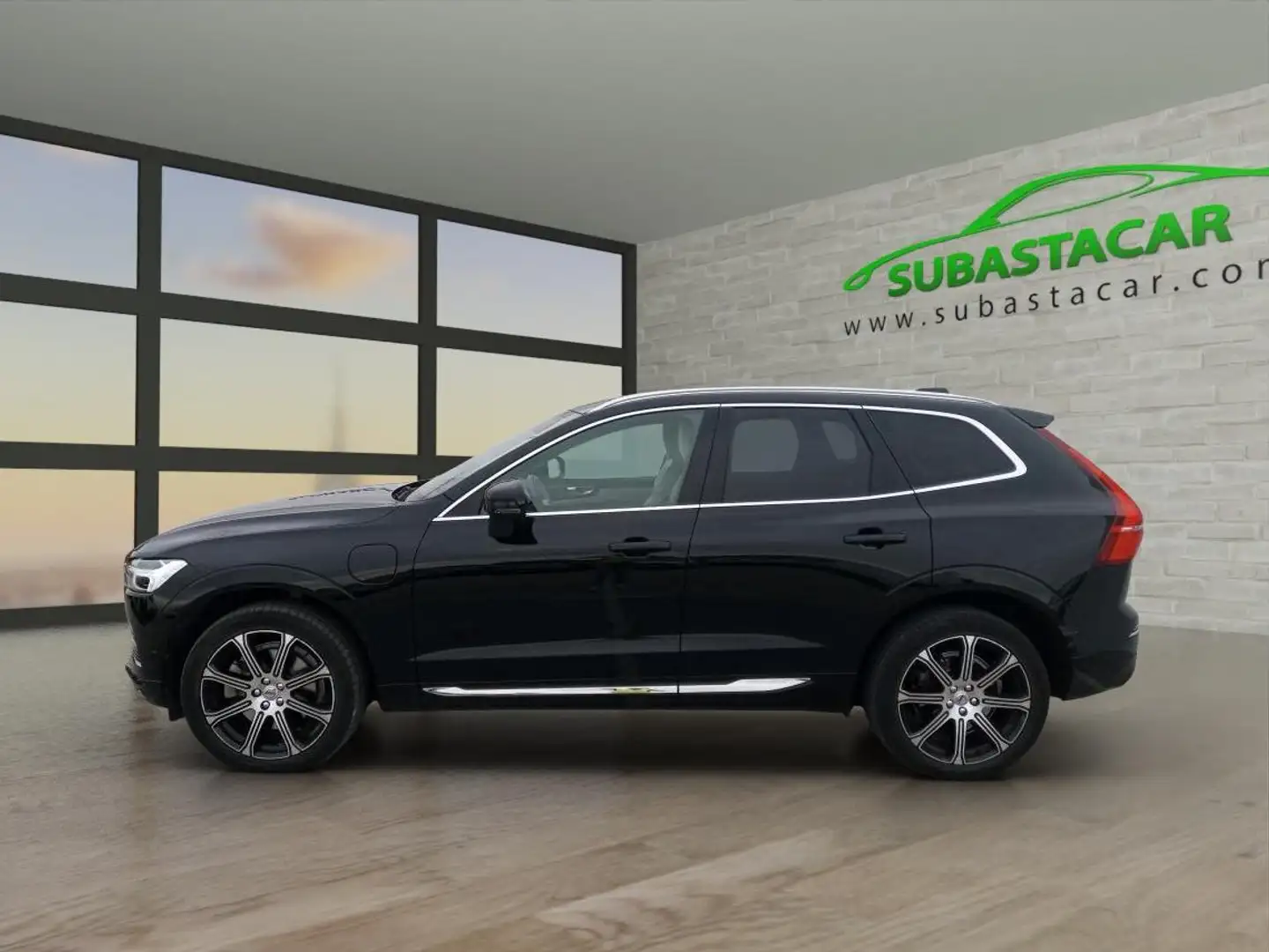 Volvo XC60 2.0 T8 AWD Inscription Auto Noir - 1