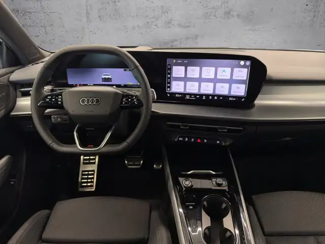 Audi Q3 view 12