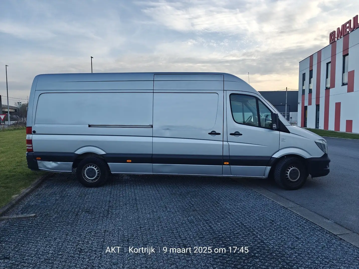 Mercedes-Benz Sprinter 313 CDI (BlueTec) Sprinter 906.135 Zilver - 2