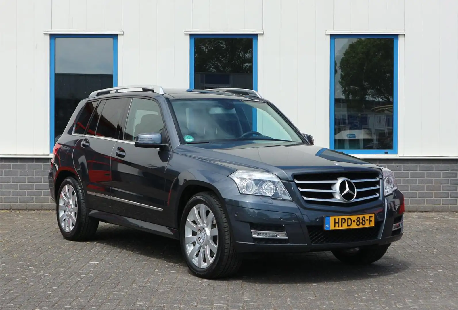 Mercedes-Benz GLK 350 4-Matic Sport Pano Leder Nieuwstaat Youngtimer Szürke - 2