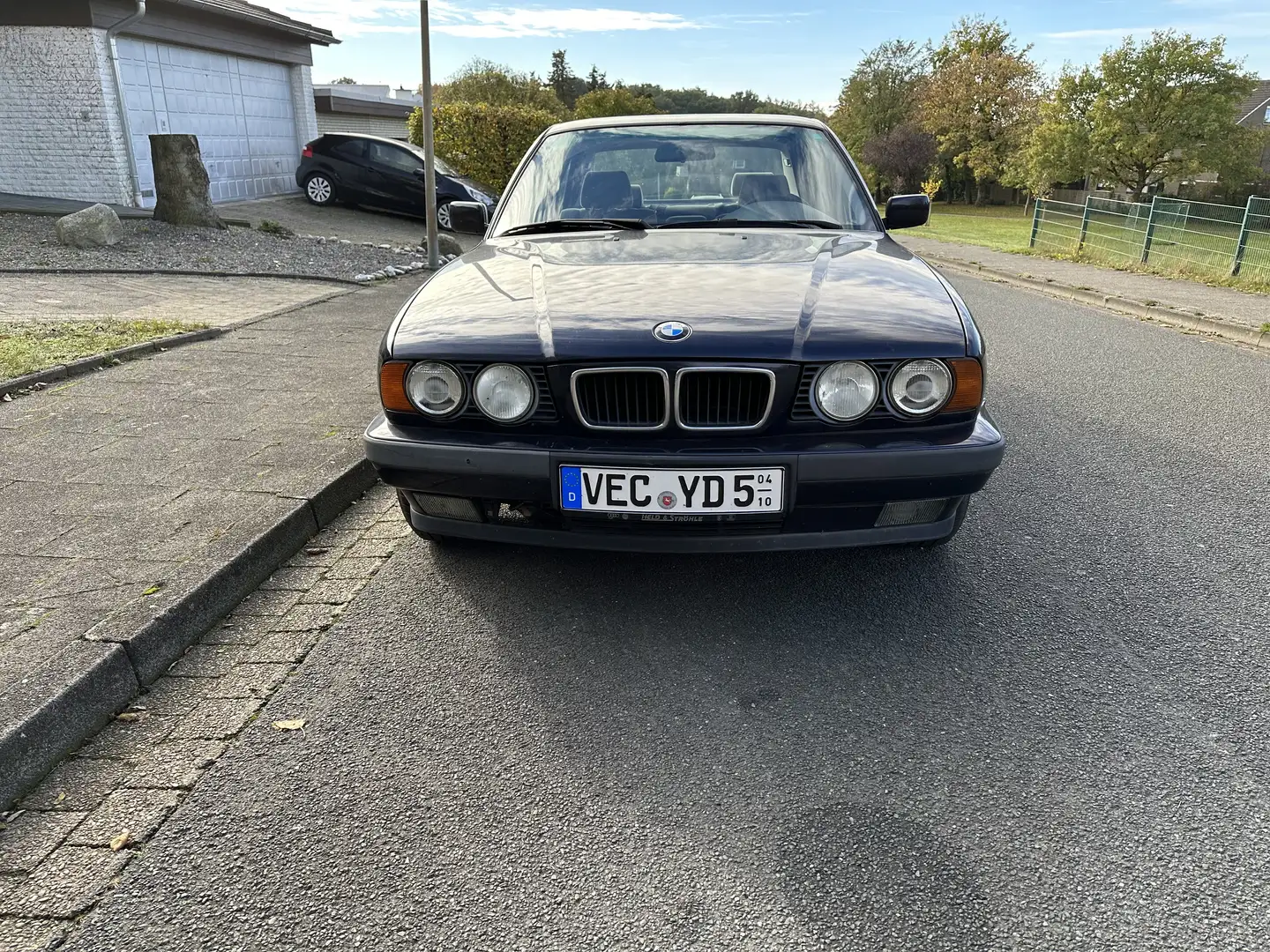 BMW 525 Automatik,Schiebedach,Nebelscheinwerfer CD Azul - 2