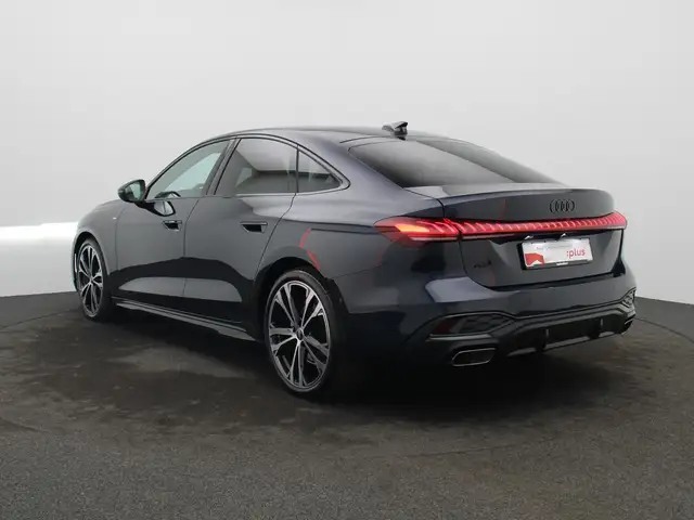 Audi A5 view 5