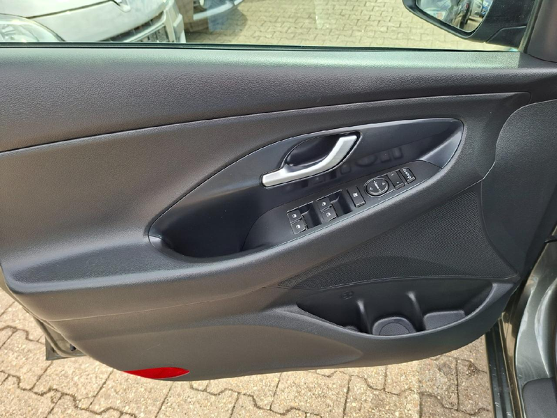 Hyundai i30 Trend Mild-Hybrid*AppleCar*Navi*2Z-Klima*DAB — photo 7