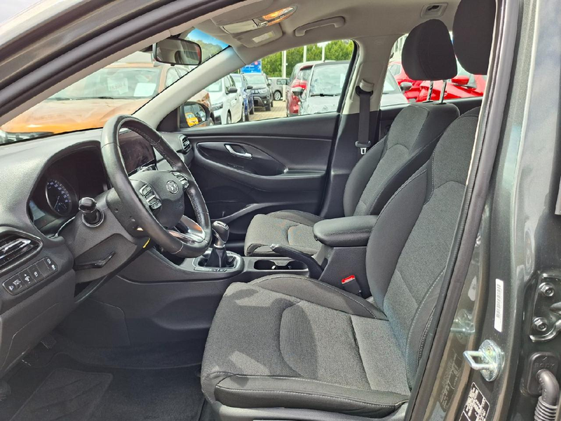 Hyundai i30 Trend Mild-Hybrid*AppleCar*Navi*2Z-Klima*DAB — photo 8