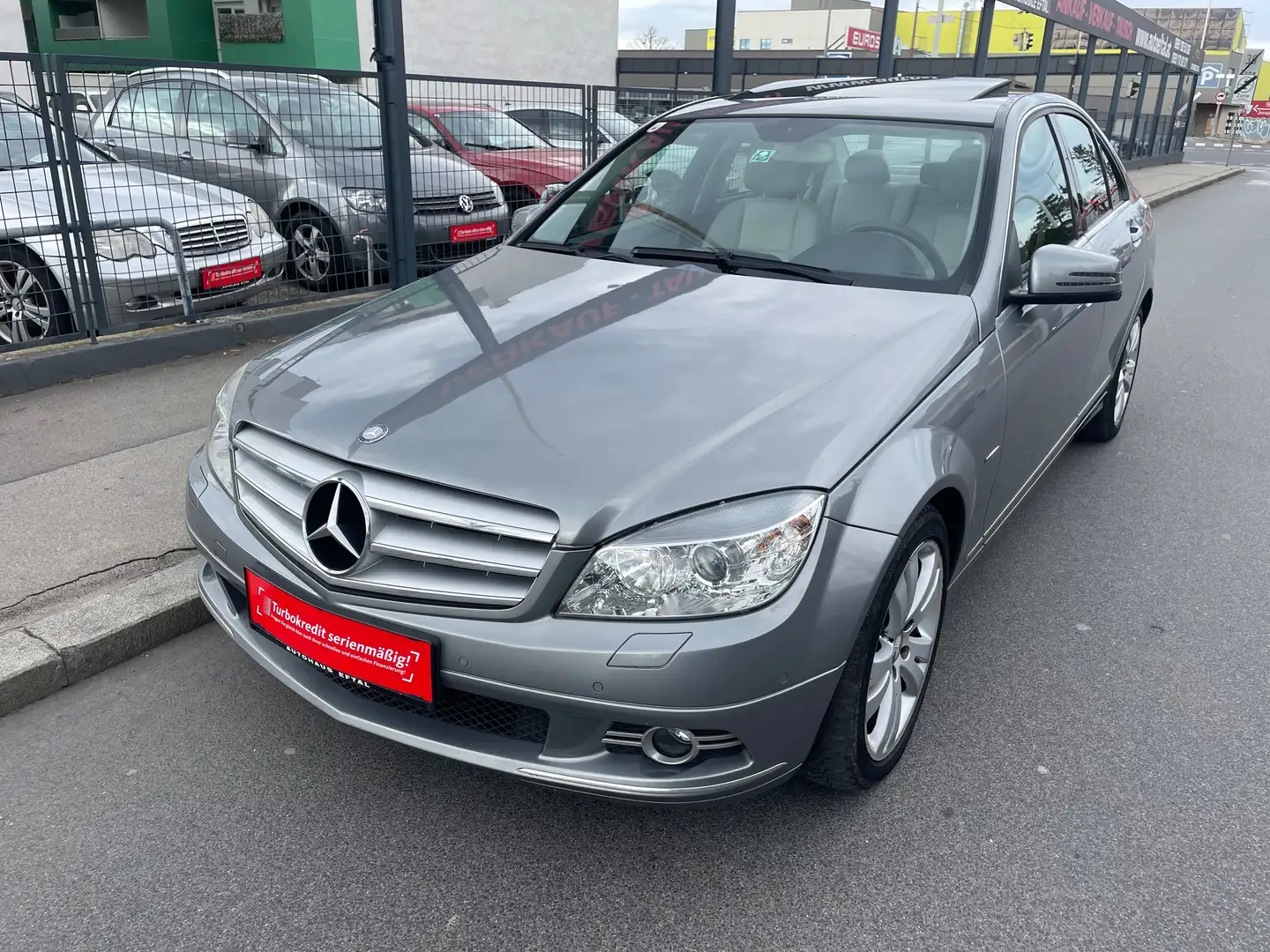 Mercedes-Benz C 200 Avantgarde CDI Aut.*XENON*LEDER*TEMPOMAT*KREDIT* Grau - 2