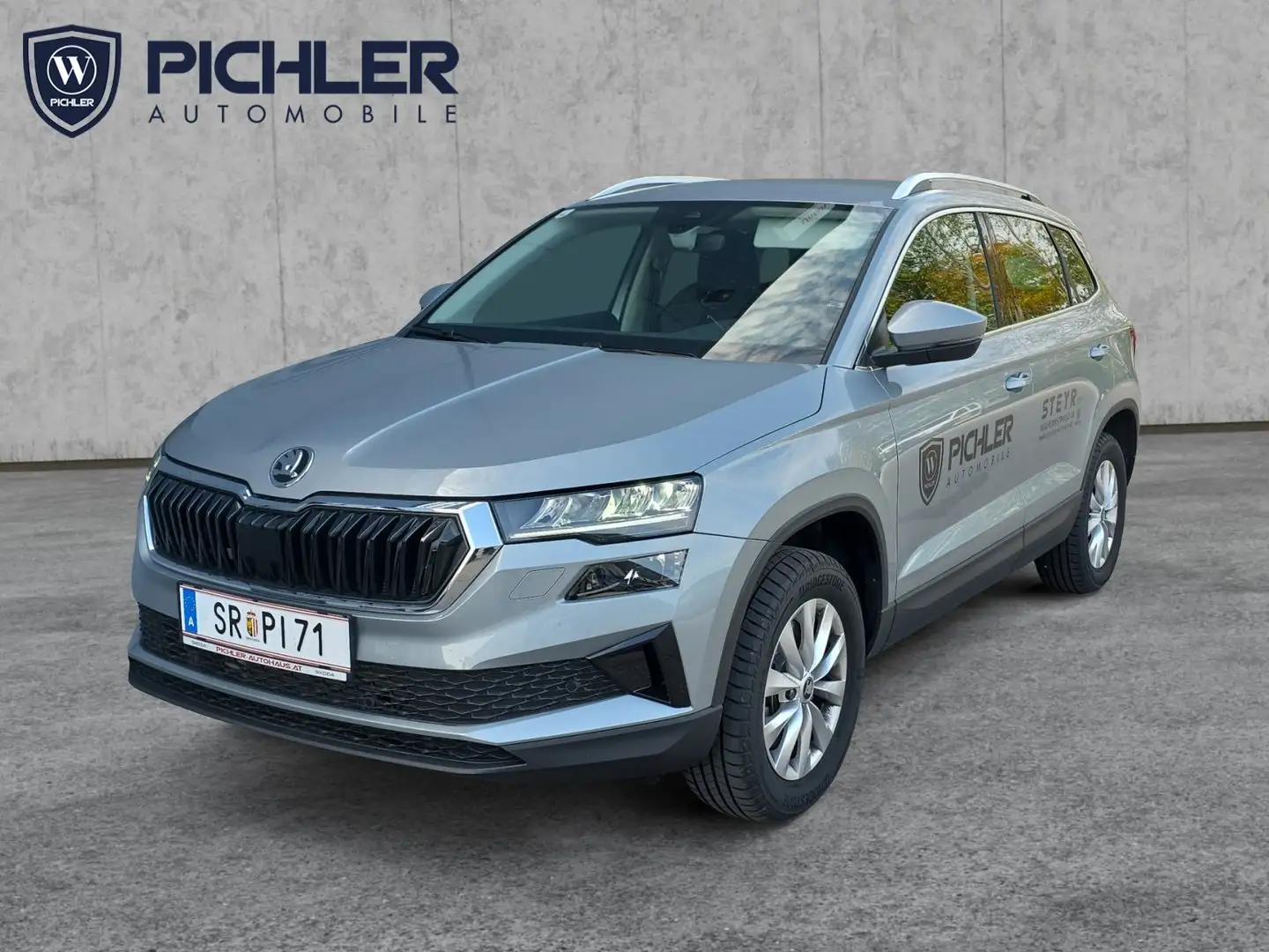 Skoda Karoq Selection TSI DSG ACT Silber - 1