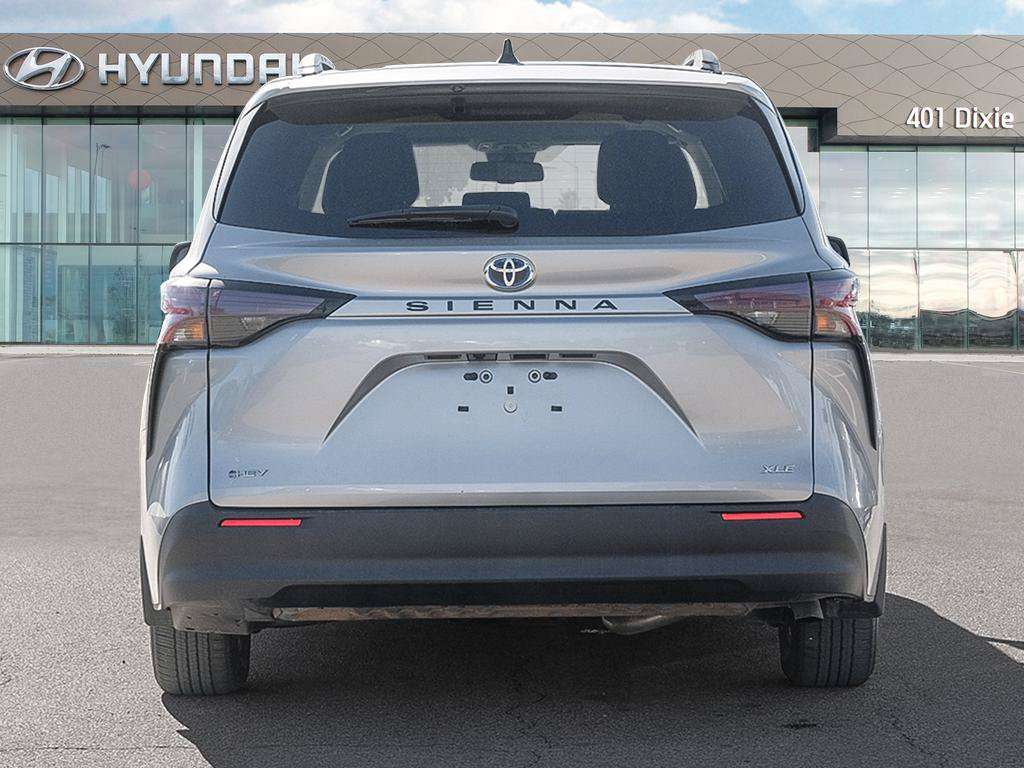 2025 Toyota Sienna