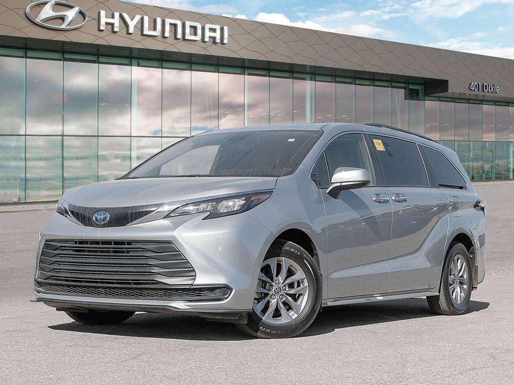 2025 Toyota Sienna