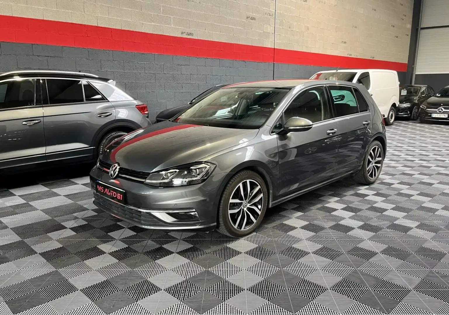 Volkswagen Golf VII 1.6 TDI 115CH CONNECT DSG7 - 1