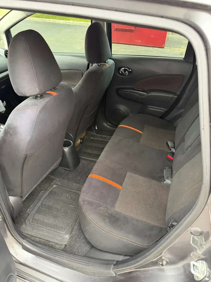 Nissan Note fotografie Nissan Note