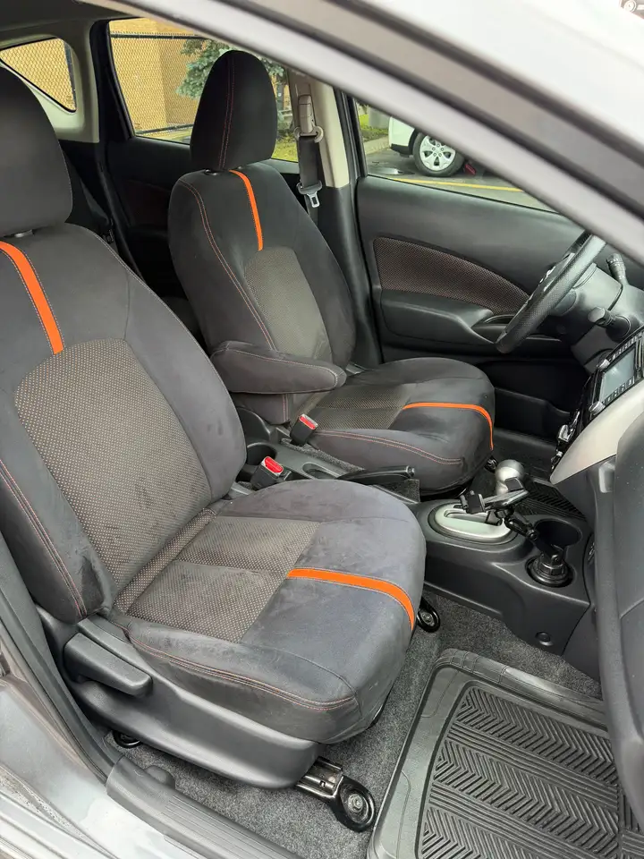 Nissan Note fotografie Nissan Note