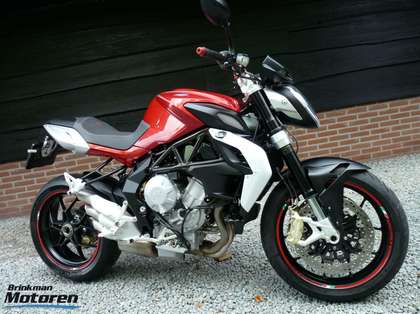 MV Agusta Brutale 800