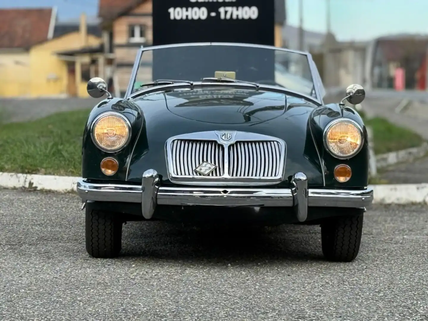 MG MGA A 1600 4 cylindres 1.6L, 80 ch. Vert - 2