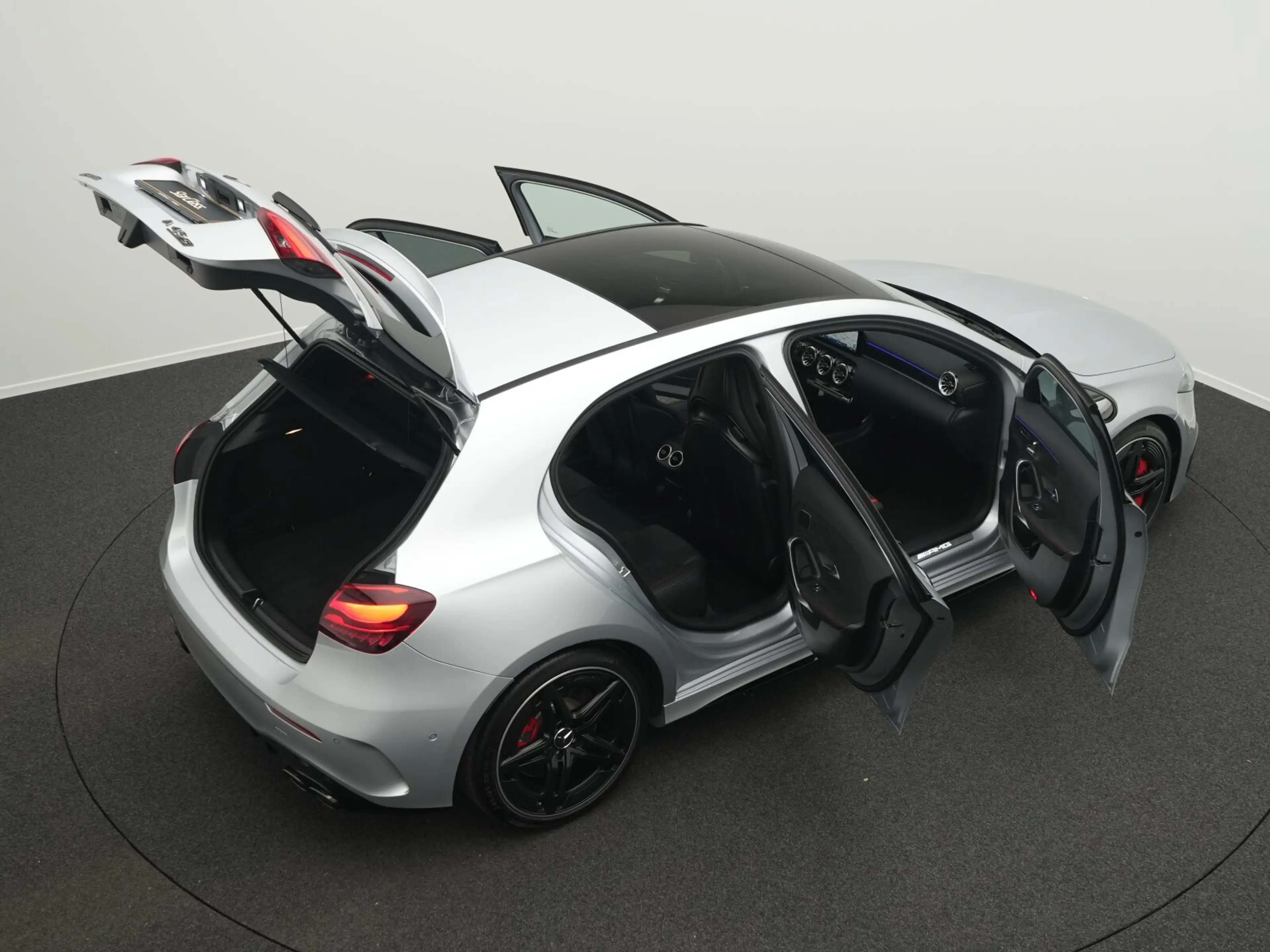 Mercedes-Benz A 45 AMG A 45 S 4M Multi+360°+Pano+Headup+ Premium Plus BC — photo 15