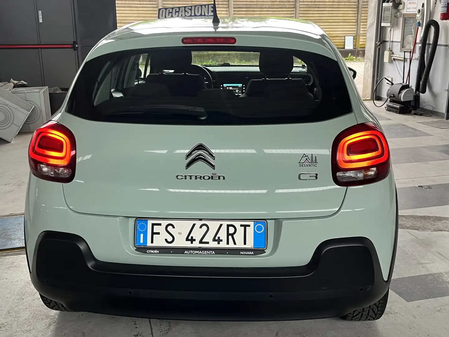 Citroen C3 C3 1.2 puretech Feel s OK NEOPATENTATI Groen - 2