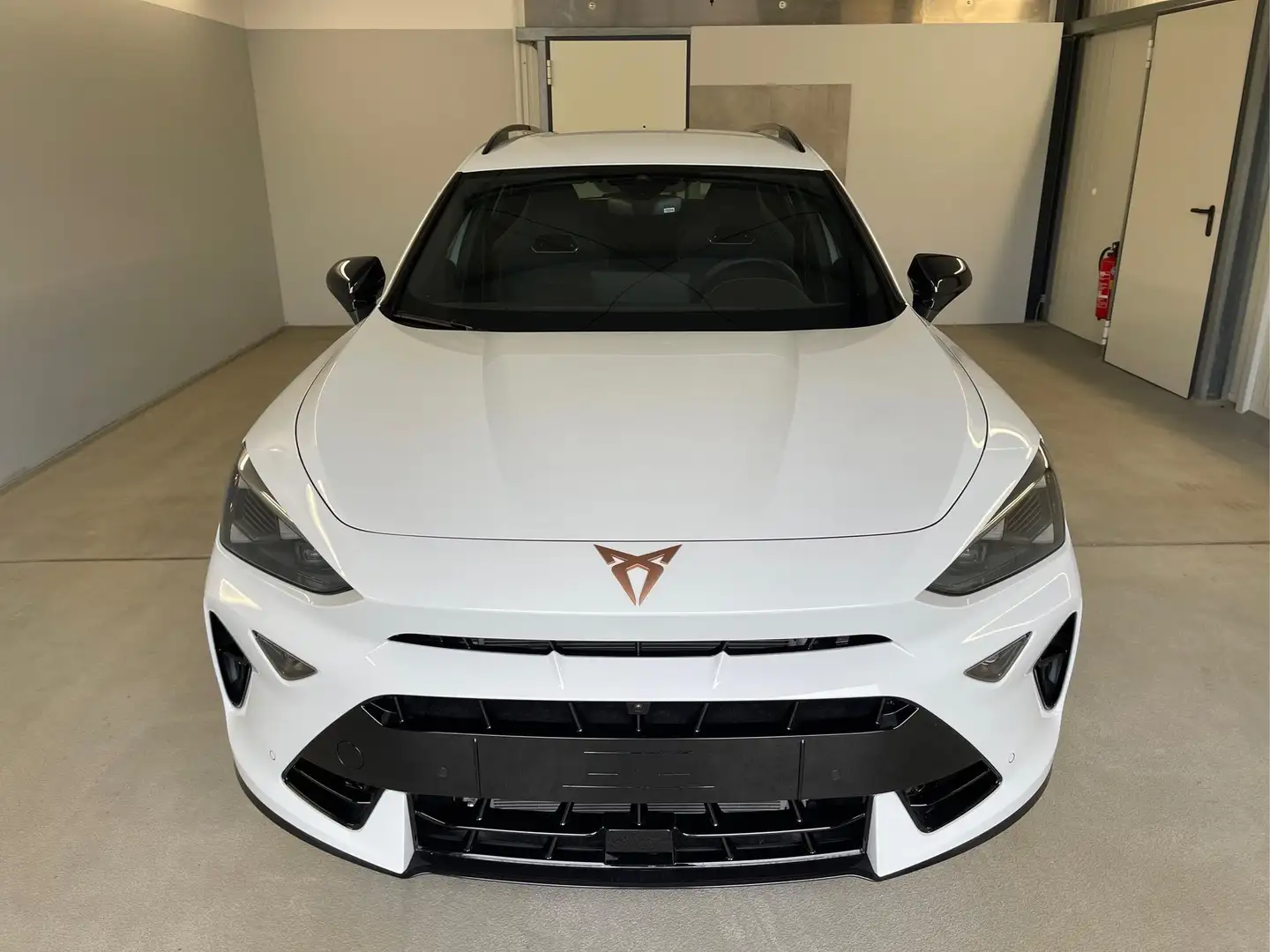 CUPRA Formentor VZ 4Drive 333PS Navi+360°+ACC+Memory 2.0 TSI DS... Weiß - 2