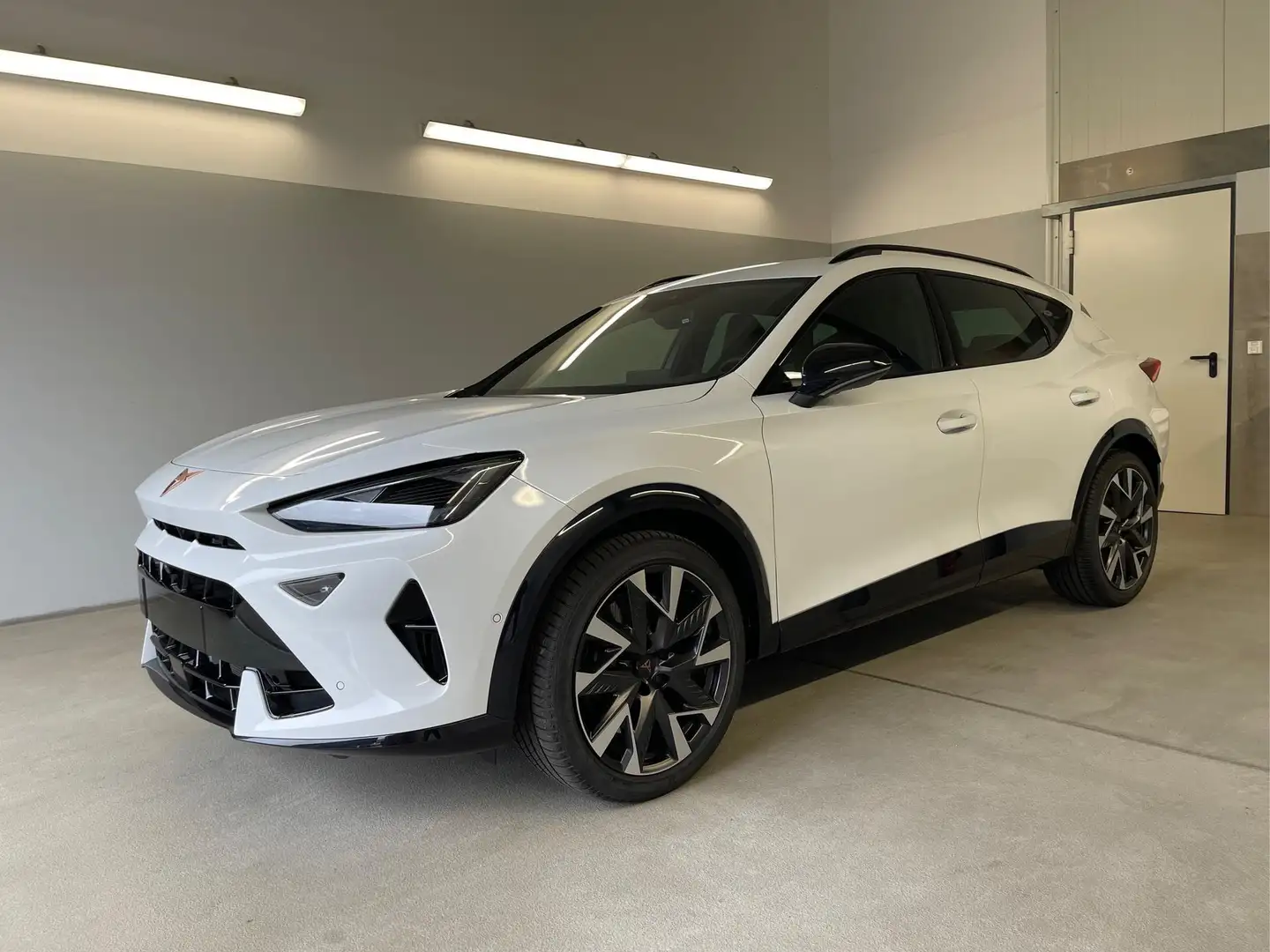 CUPRA Formentor VZ 4Drive 333PS Navi+360°+ACC+Memory 2.0 TSI DS... Weiß - 1