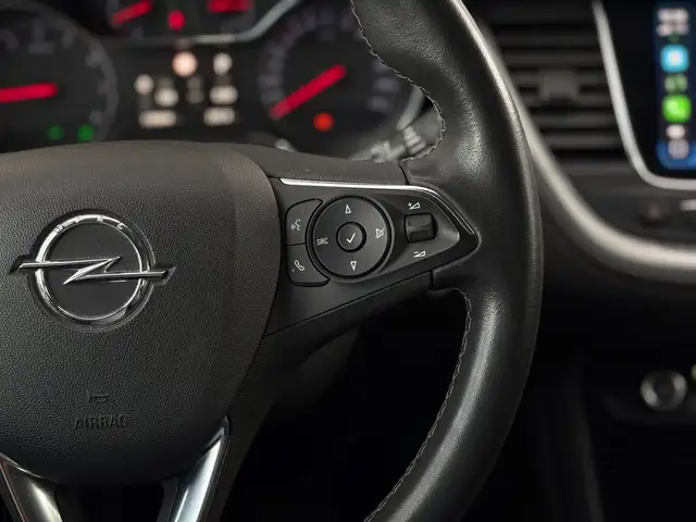 Opel Grandland X view 12