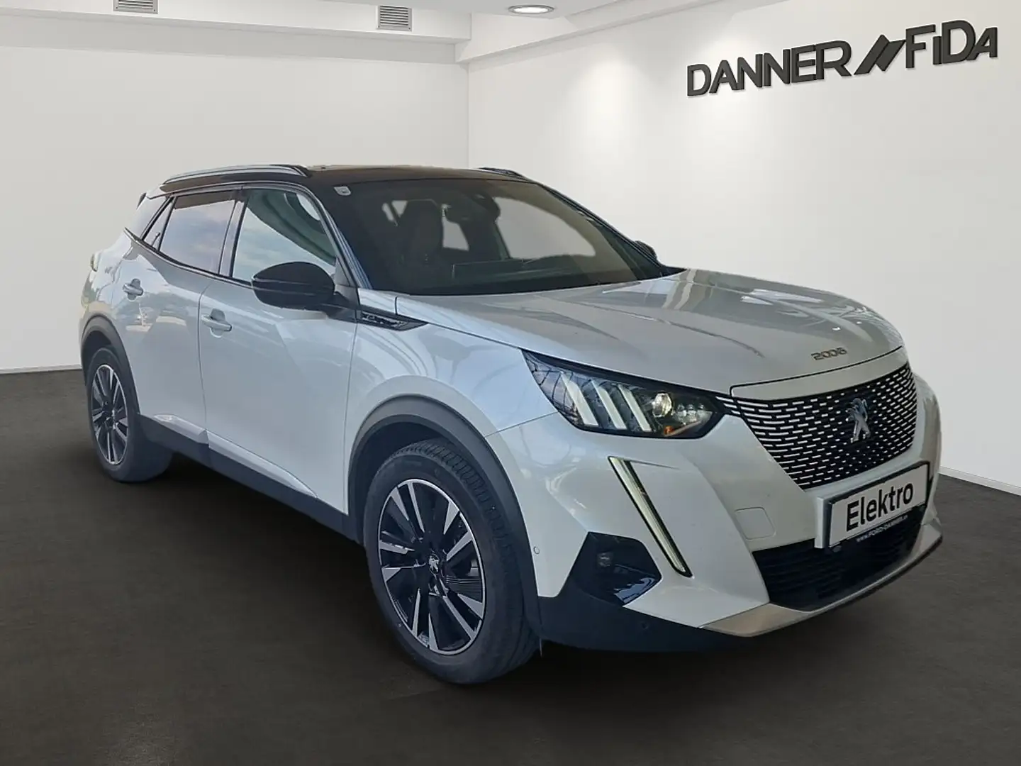 Peugeot e-2008 50kWh GT Pack *SOFORT VERFÜGBAR* Blanco - 2
