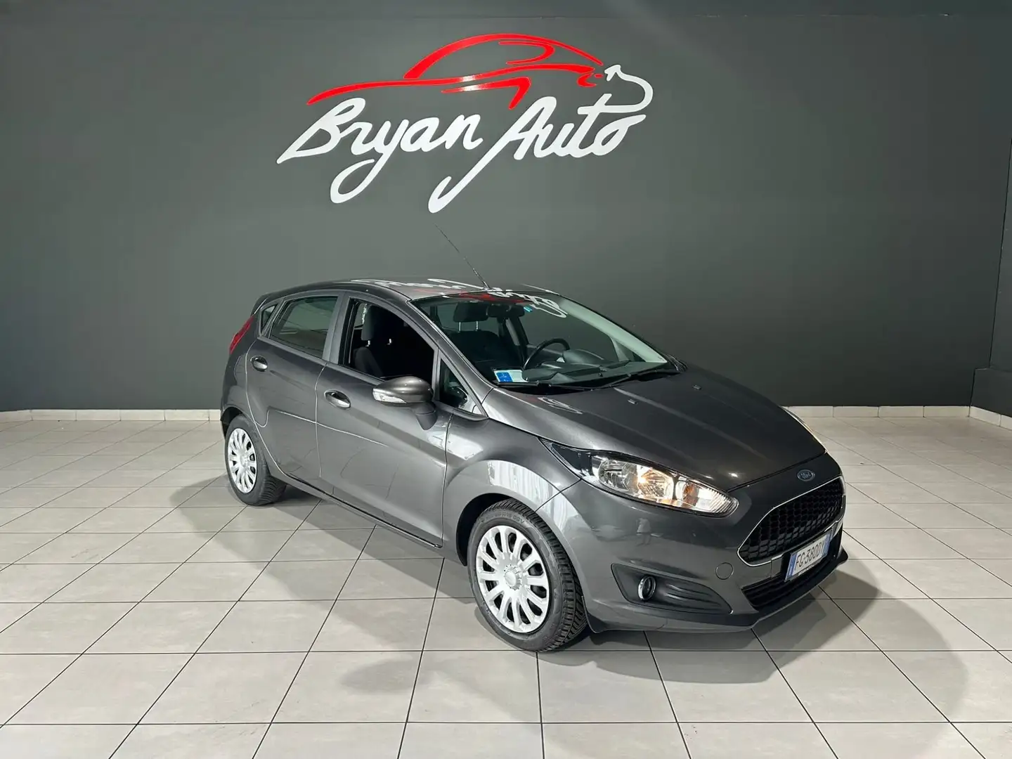 Ford Fiesta 5p 1.5 tdci Black&White ed. Grigio - 2