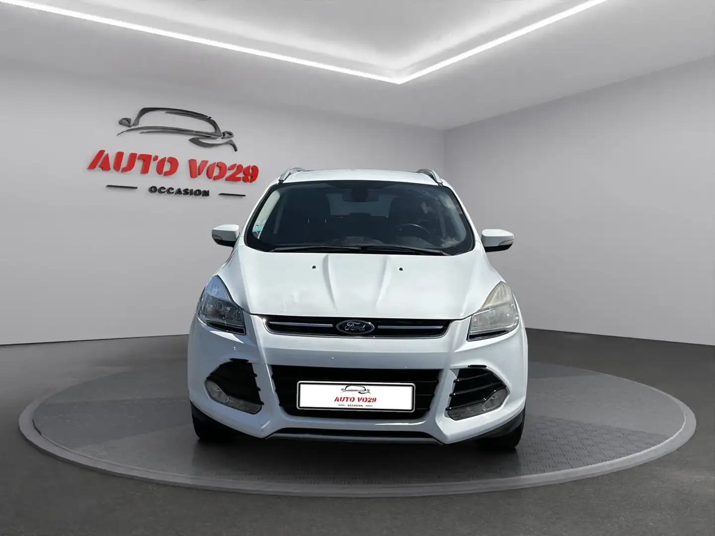 Ford Kuga 20. TDCI 115CH FAP TITANIUM Blanc - 2