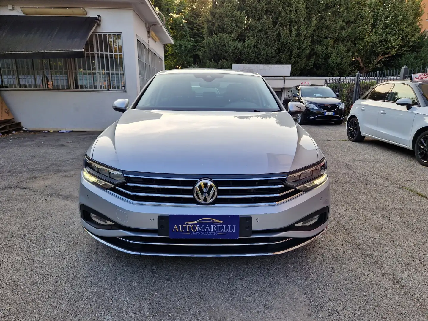 Volkswagen Passat 2.0 tdi Scr Evo Executive BMT 150cv dsg 7m Gris - 2