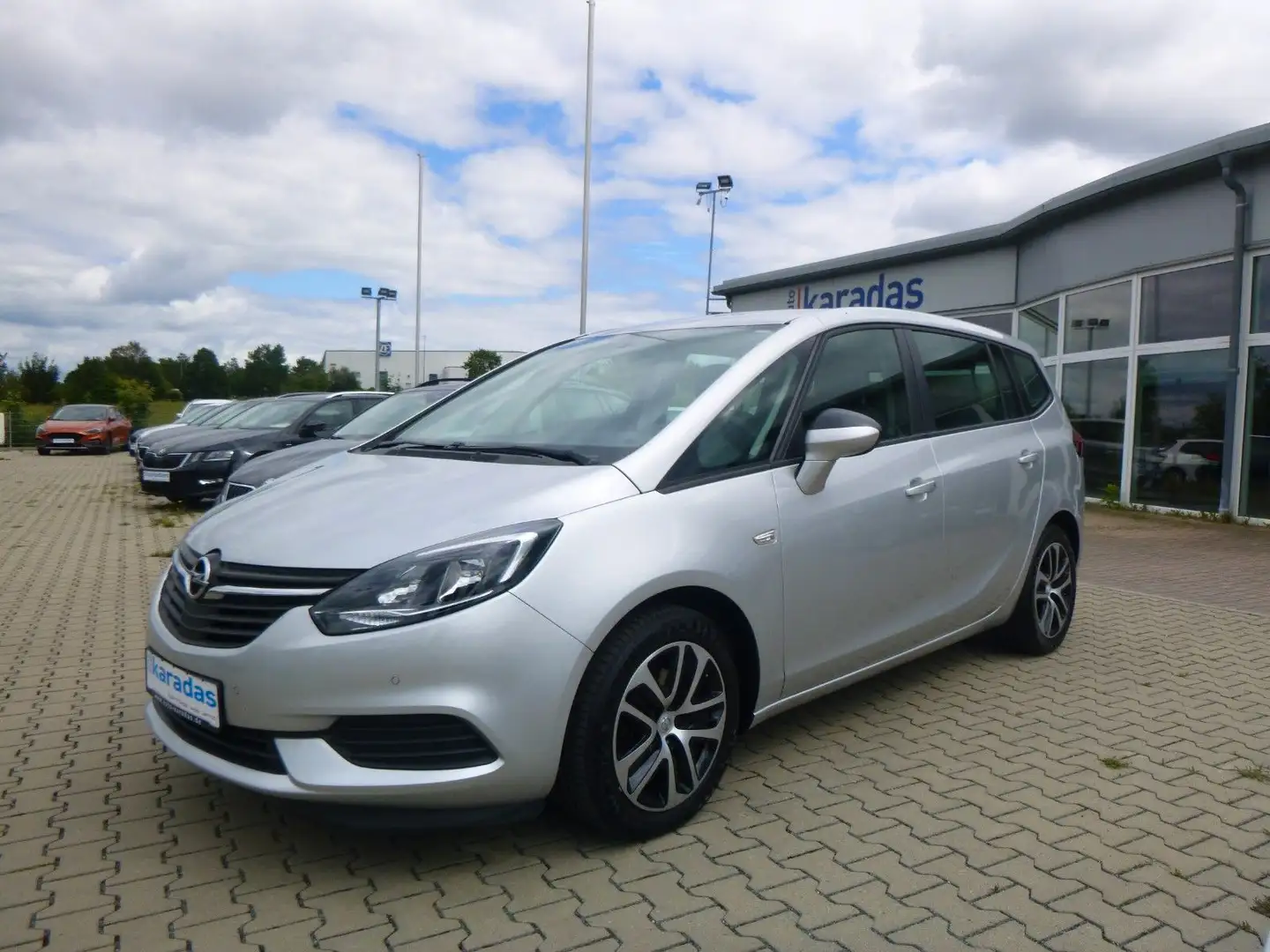 Opel Zafira C 1,6 CDTi Navi/PDC/TEMP/IntelliLink Silber - 1