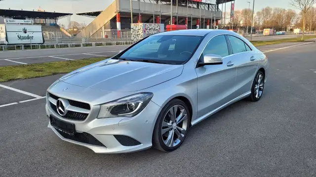 Mercedes-Benz CLA 220 CDI / d Automatik Navi **
