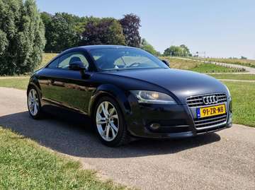 TT 2.0 TFSI S line
