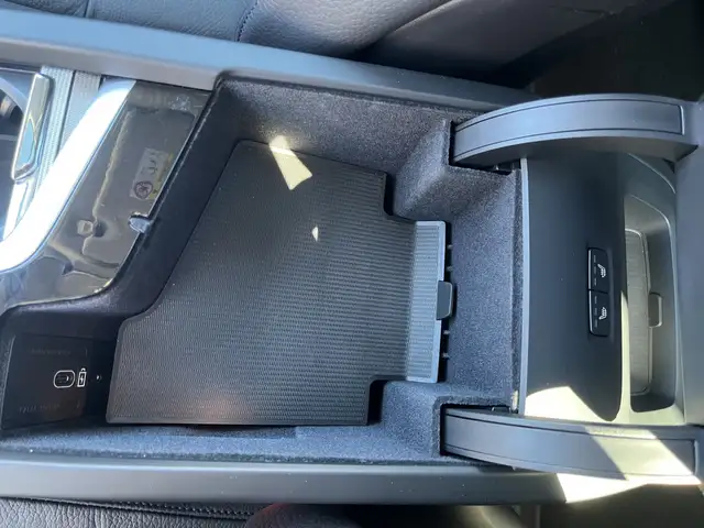 Volvo XC60 T6 Twin Engine Plug-In Hybrid AWD Ansicht 23