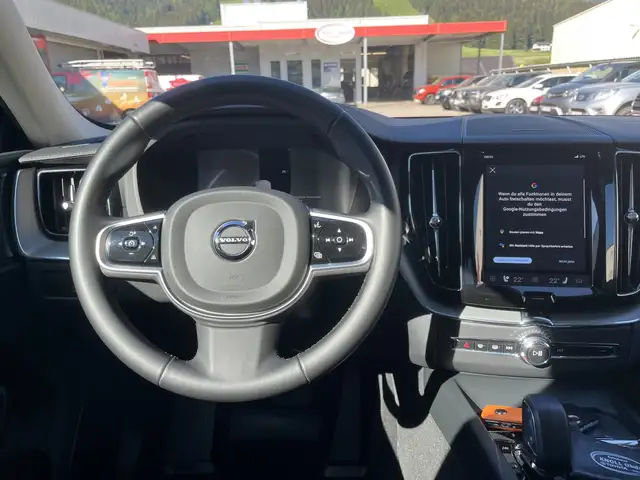 Volvo XC60 T6 Twin Engine Plug-In Hybrid AWD Ansicht 9