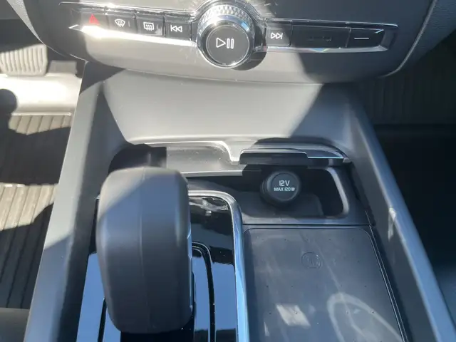 Volvo XC60 T6 Twin Engine Plug-In Hybrid AWD Ansicht 22