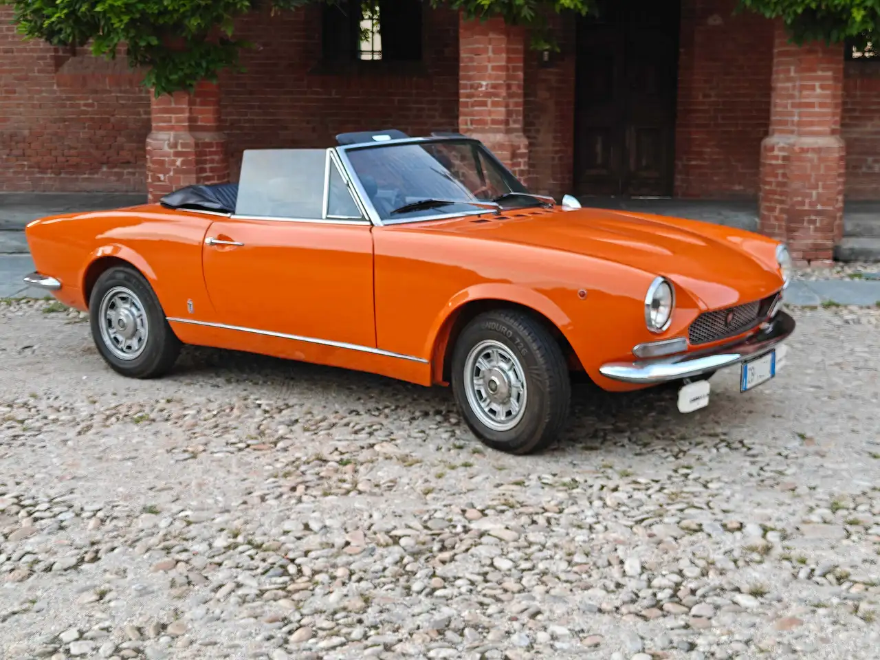 Fiat 124 Spider 1600 BS1, foto 2