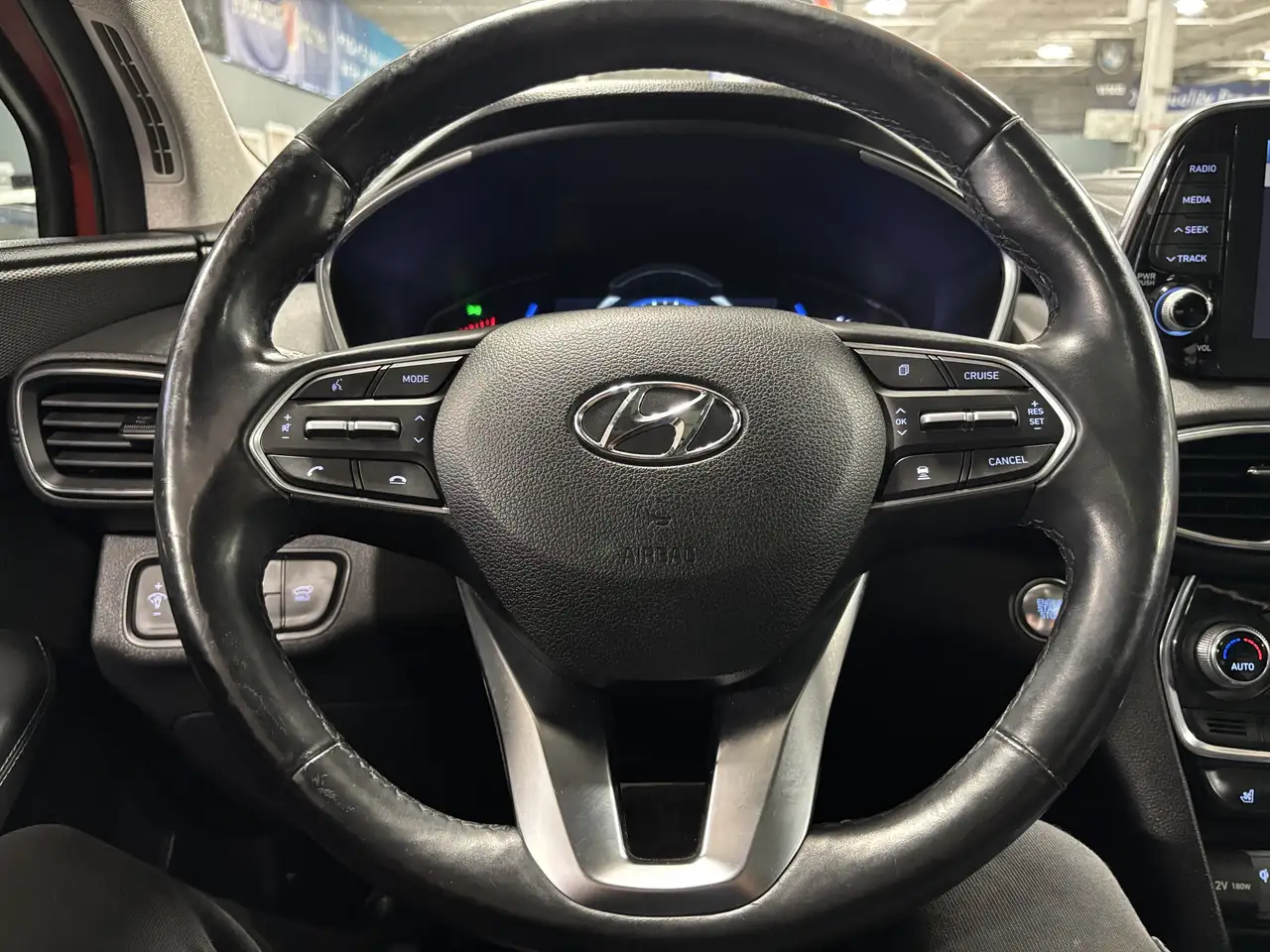 Hyundai SANTA FE снимка Hyundai SANTA FE