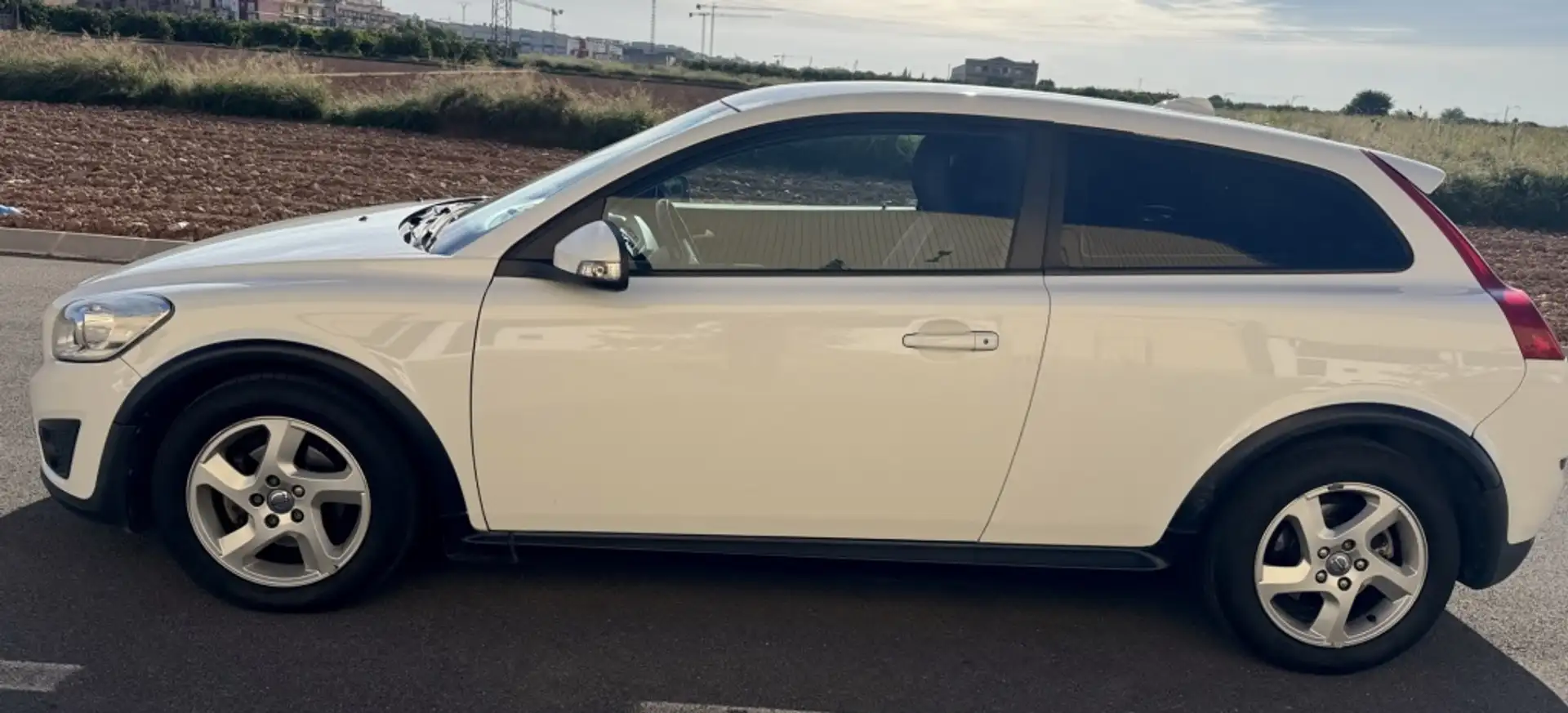 Volvo C30 1.6D DRIVe Momentum 115 Blanco - 2