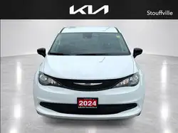 Chrysler Grand Caravan 2024