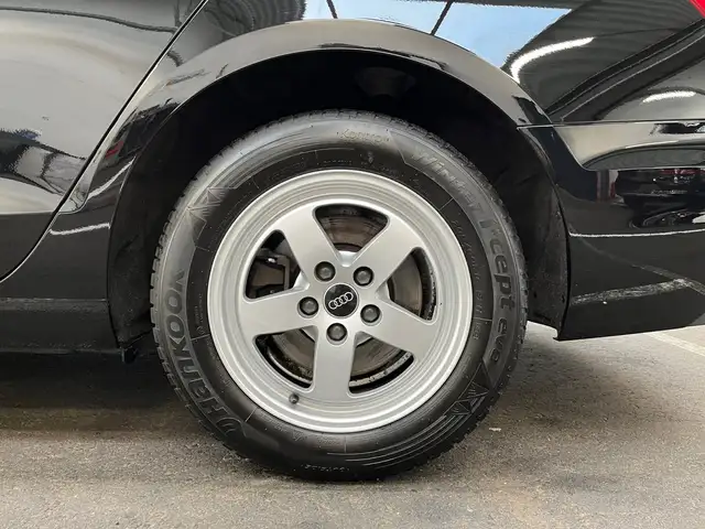Audi A4 view 7