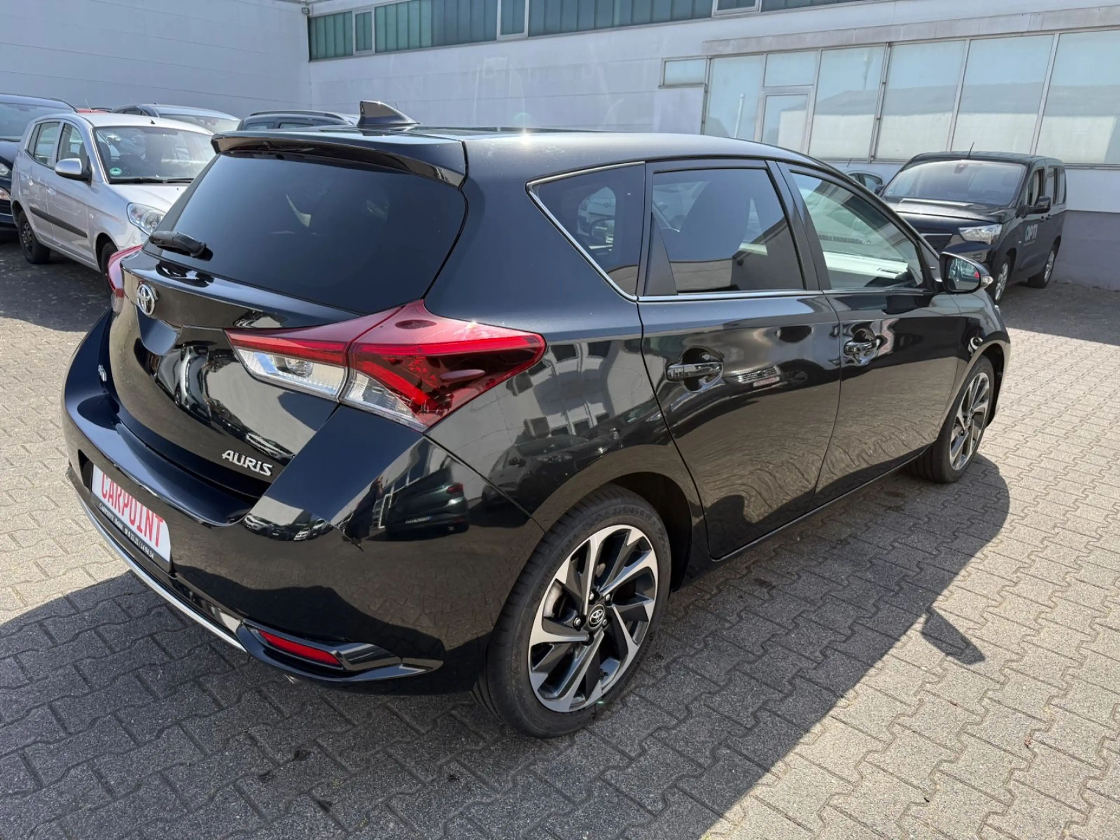 Toyota Auris Design Edition KAMERA/NAVI/KLIMA/SHZ/2HAND — photo 5