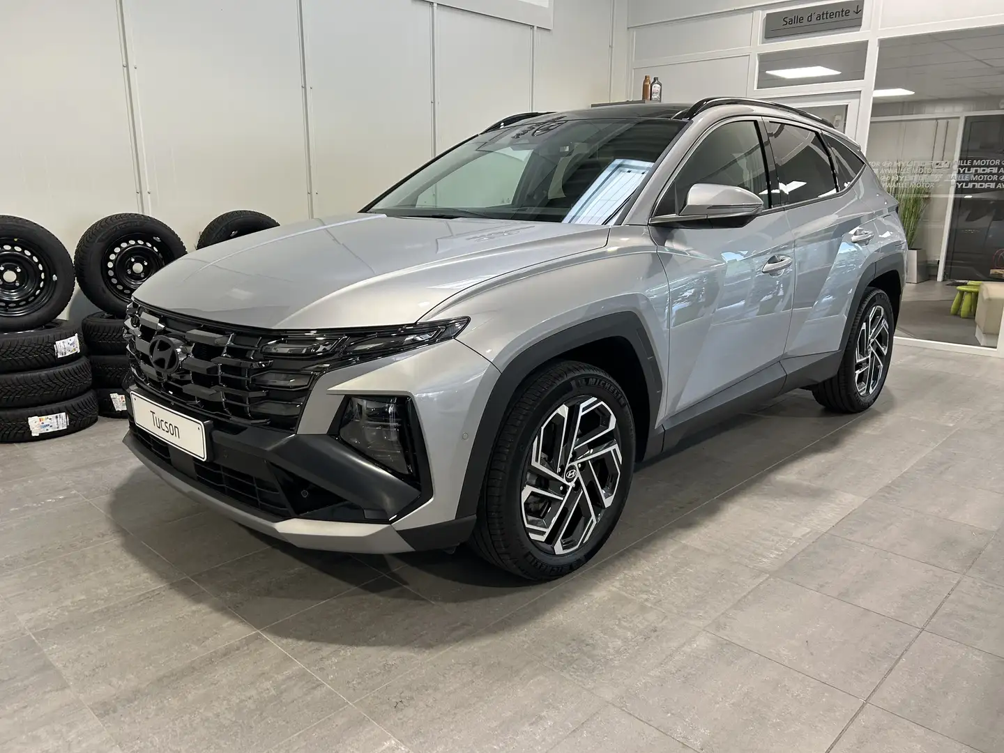 Hyundai TUCSON HEV 1.6 T-GDi Shine Sensation *GARANTIE 09/2029* Argent - 1