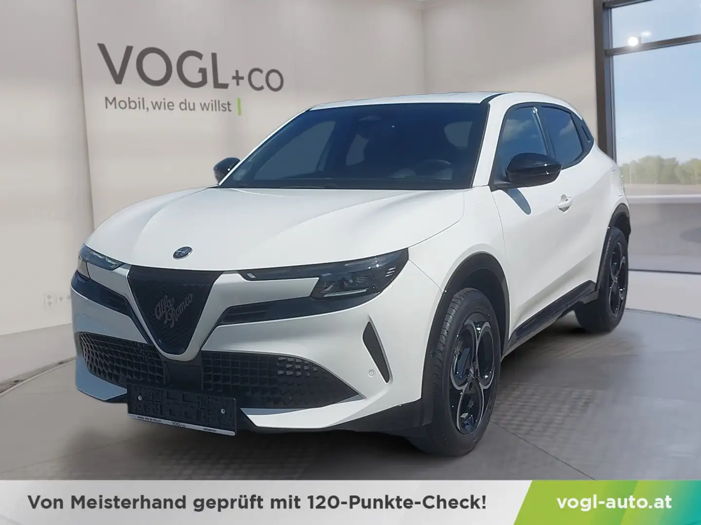Alfa Romeo Junior TI Ibrida Q4 145PS Hybrid eDCT6 Weiß - 1