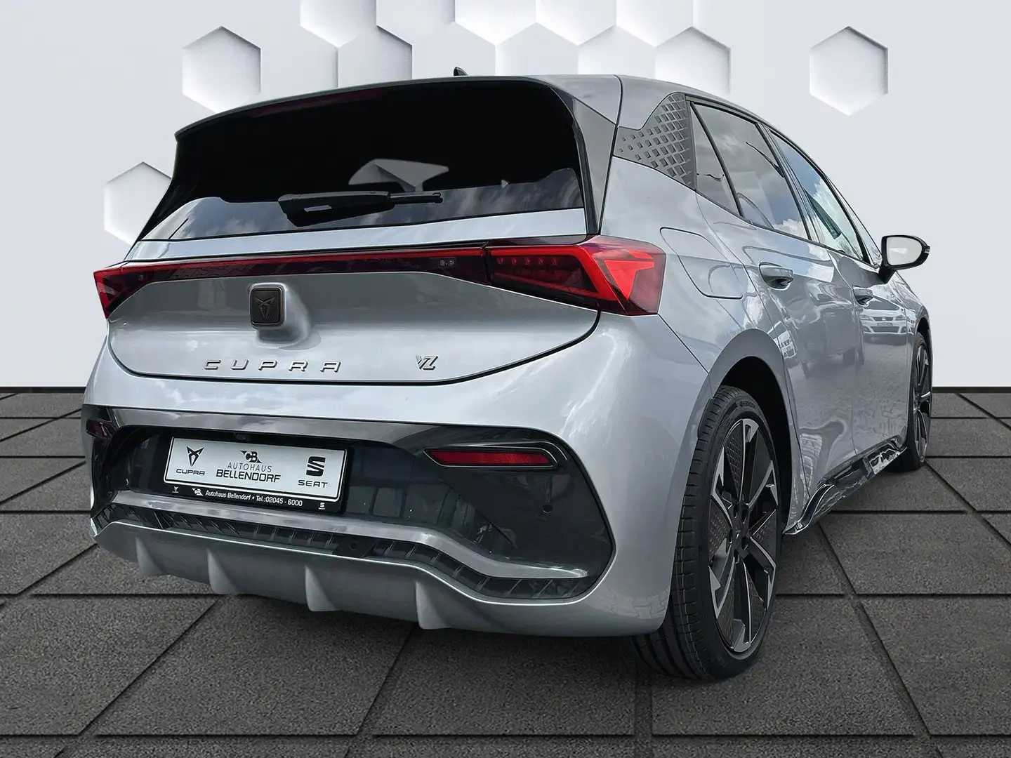 CUPRA Born VZ Wärmep. Navi Rückfk. Kessy Silber - 2