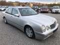 Mercedes-Benz E 220 CDI CLASSIC 6-Gang*AHK*GSHD*2.Hand* Срібний - thumbnail 2