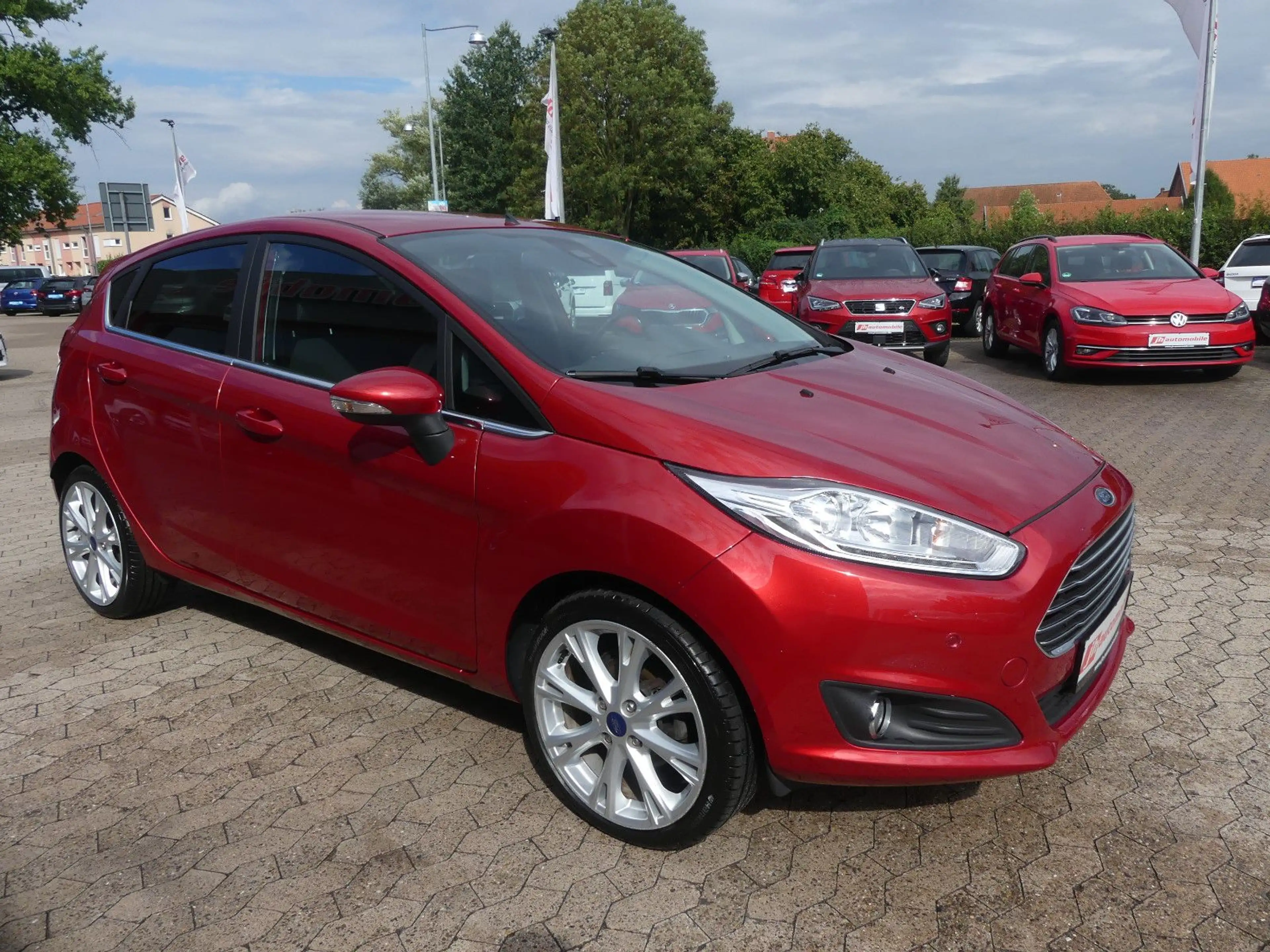 Ford Fiesta Titanium Tüv neu*SHZ*Klima*PDC*ab 199€ — photo 6