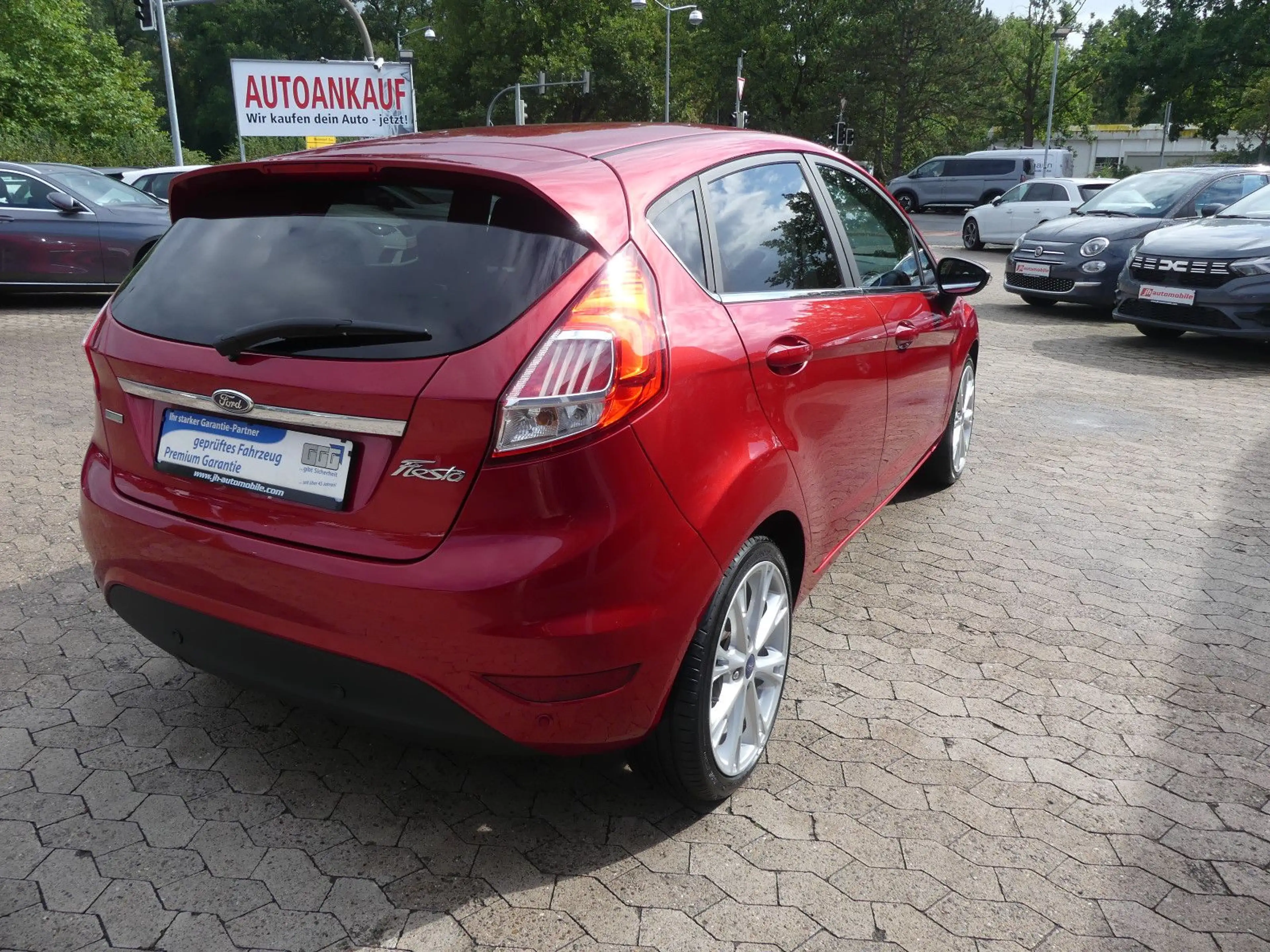 Ford Fiesta Titanium Tüv neu*SHZ*Klima*PDC*ab 199€ — photo 5