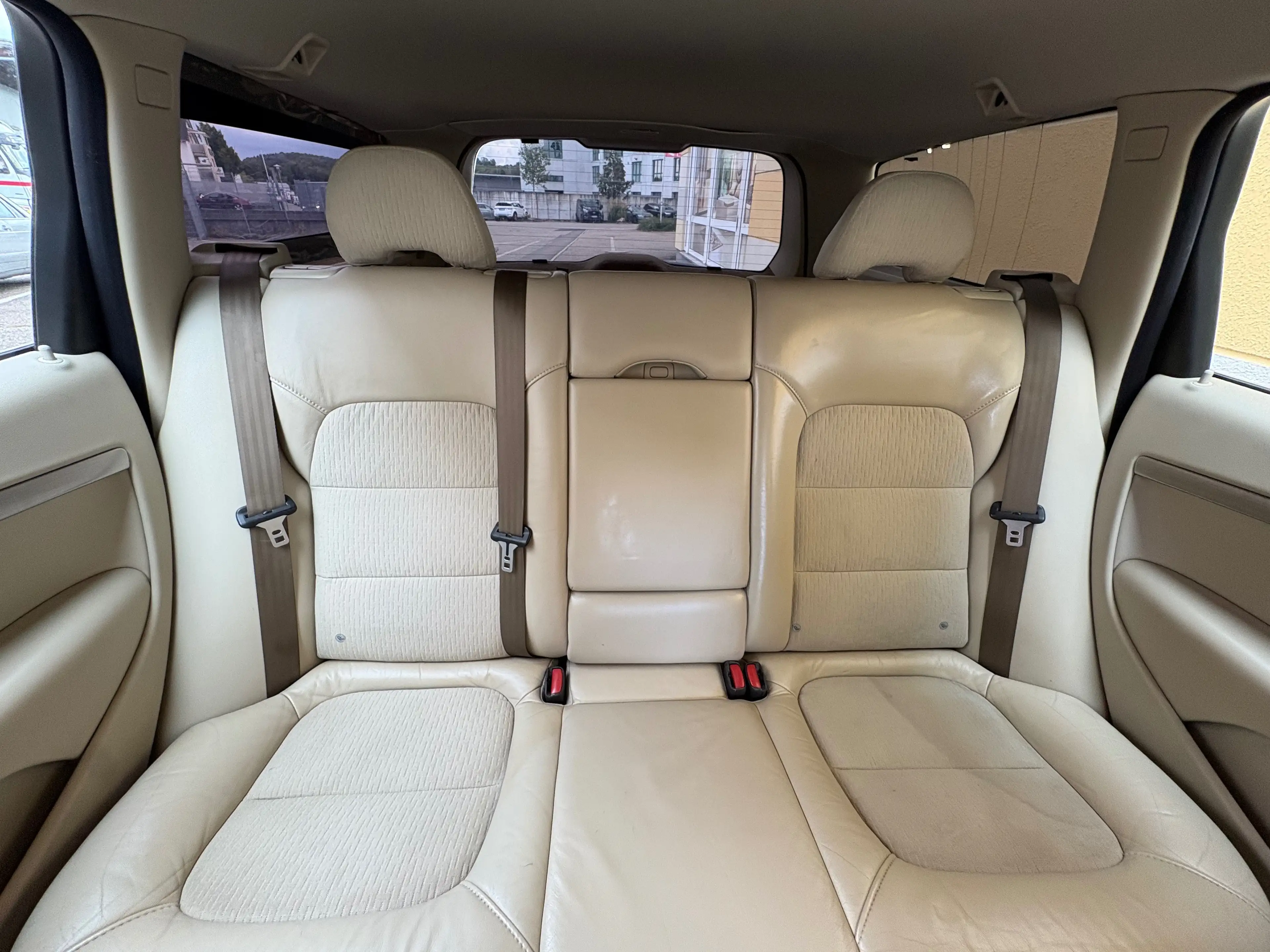 Volvo V70 Momentum 2.4 D TEMPOMAT*.NAVI*LEDER*PDC*TÜV-07.28 — photo 7